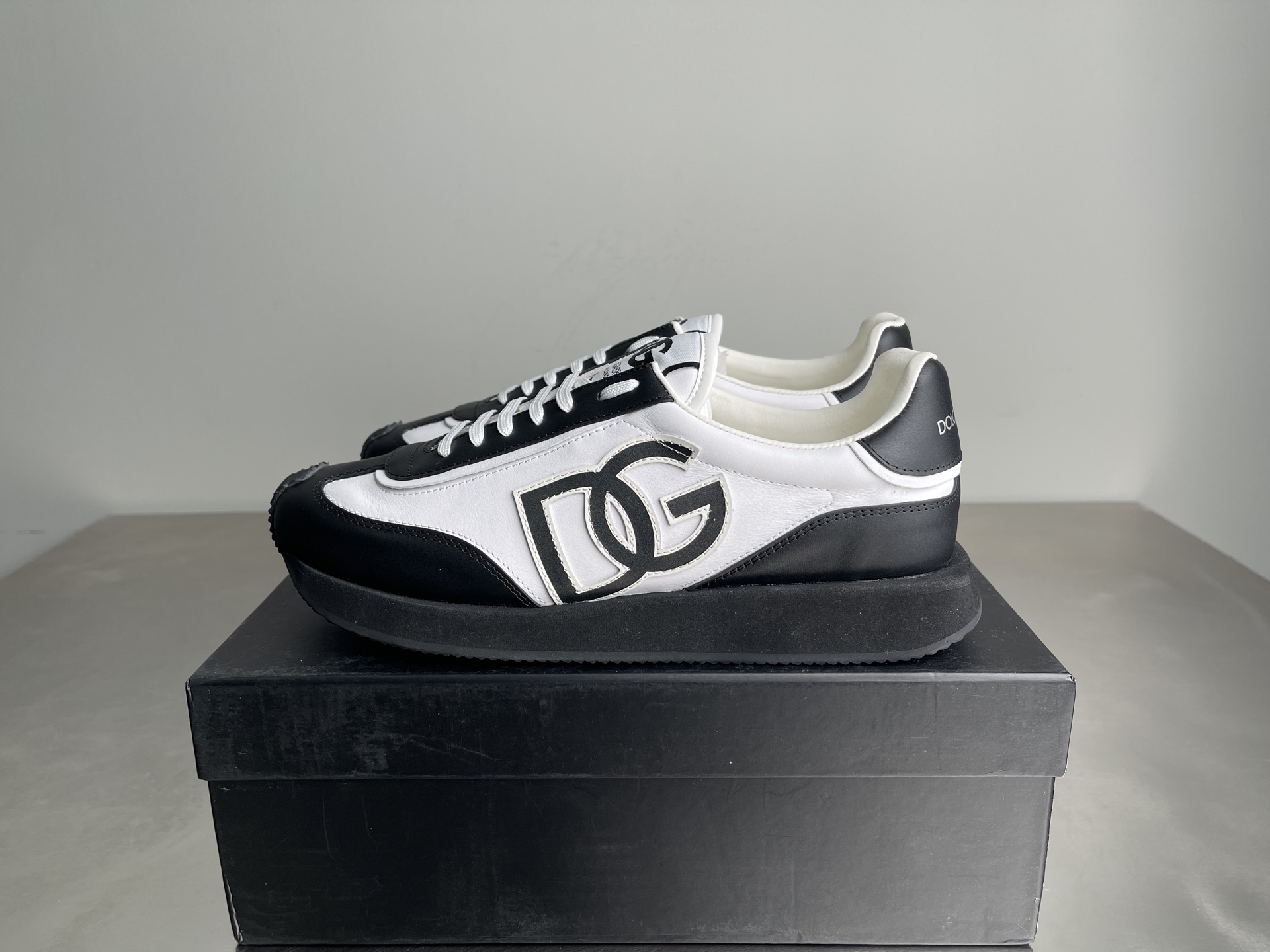 olce & Gabbana shoe